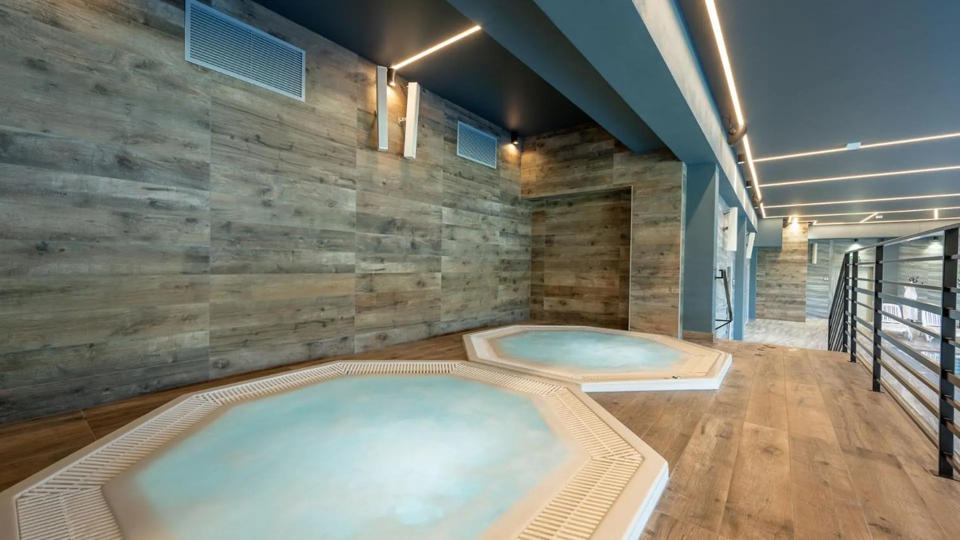 Boho - Apartament Nad Morzem W Kolobrzegu Kasprowicza 20C Parking, Basen, Silownia, Bawialnia W Cenie Poland